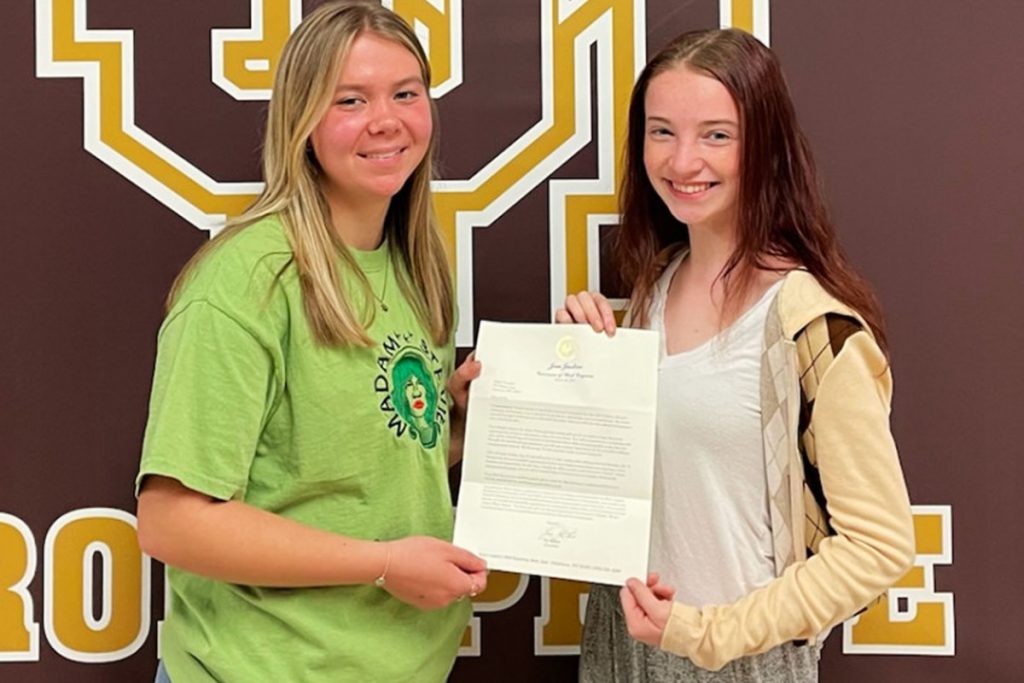 Pictured from left: Sofiah Bozenske and Lauren Rice.